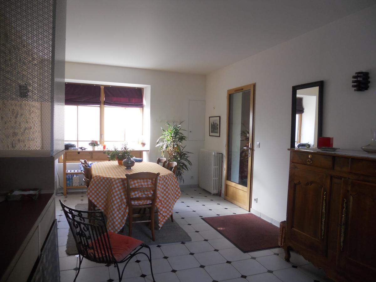 Le Nid D'Hirondelles Bed and Breakfast Perthes-en-Gatinais Exterior foto