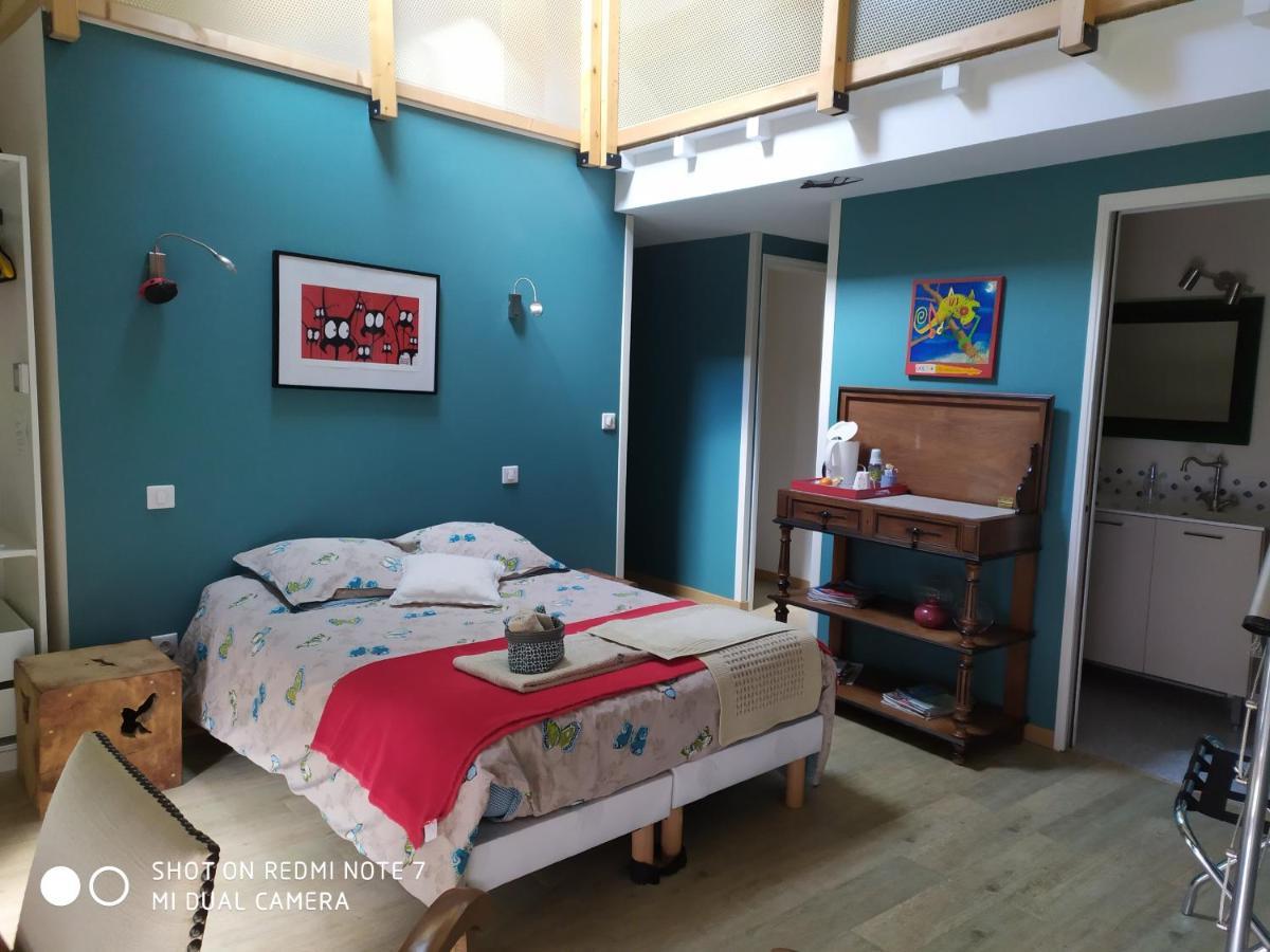 Le Nid D'Hirondelles Bed and Breakfast Perthes-en-Gatinais Exterior foto